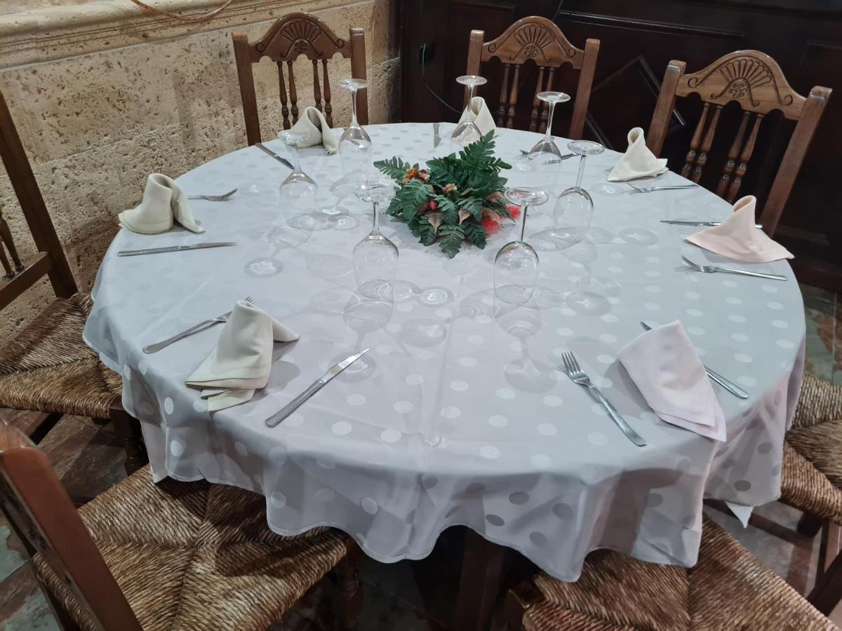 فندق Hostal El Hidalgo Villaluenga المظهر الخارجي الصورة